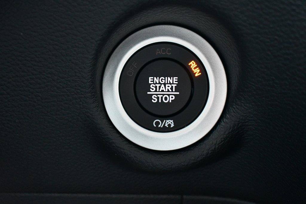 New 2026 Chrysler Voyager LX FWD image 20