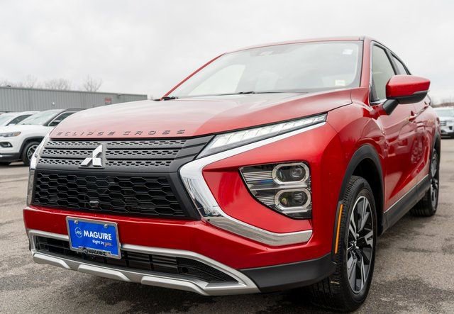 Used 2023 Mitsubishi Eclipse Cross AWD image 2