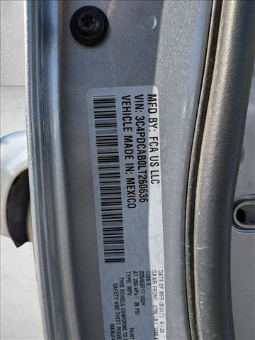 Used 2020 Dodge Journey SE w/ SE Popular Equipment Group image 16