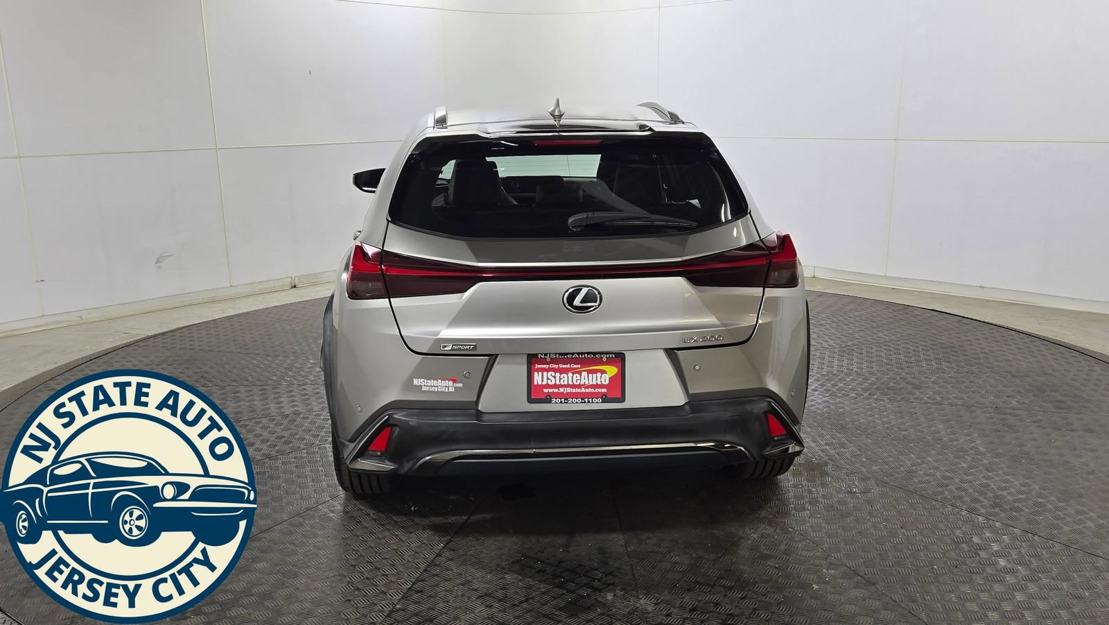 Used 2021 Lexus UX 200 F Sport w/ Accessory Package (Z1) FWD image 6