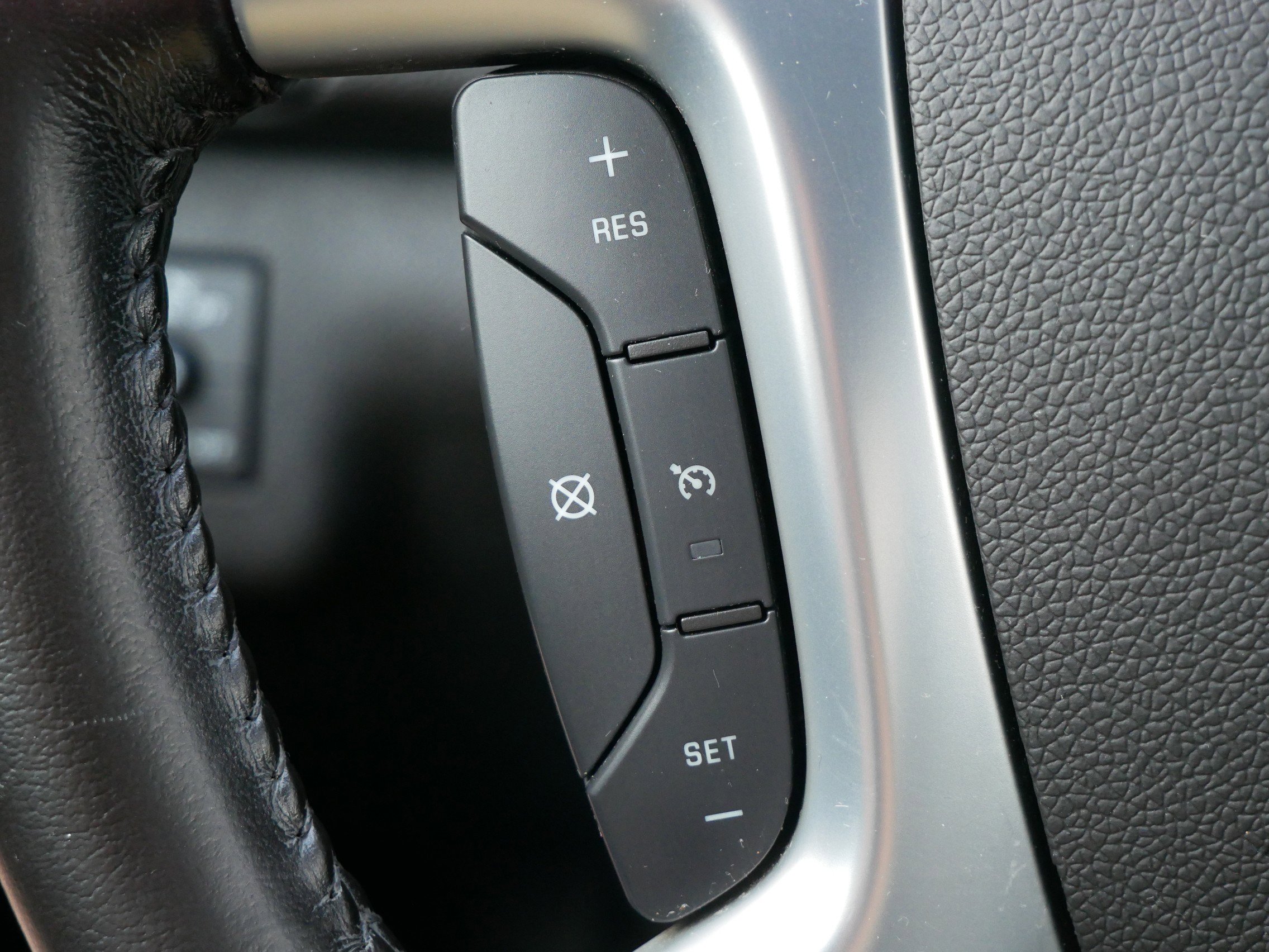 Used 2017 Chevrolet Traverse LT image 21