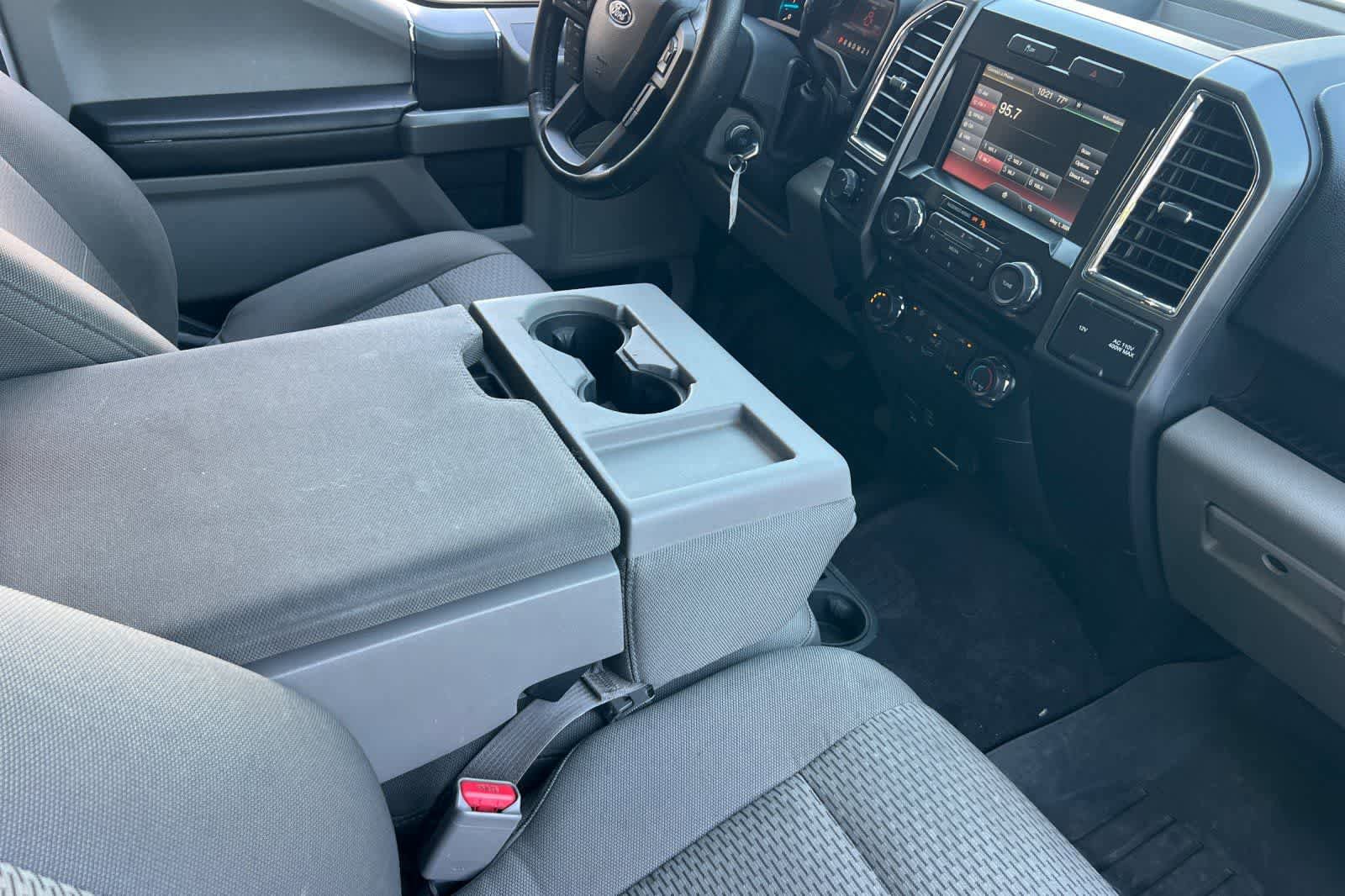 Used 2015 Ford F150 XLT w/ Equipment Group 302A Luxury AWD/4WD image 17