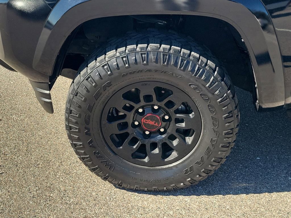 Certified 2022 Toyota Tacoma SR5 image 11