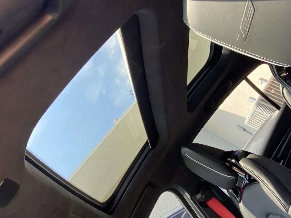 Used 2025 Cadillac CT5 V Blackwing w/ Super Cruise 1 Package RWD image 9