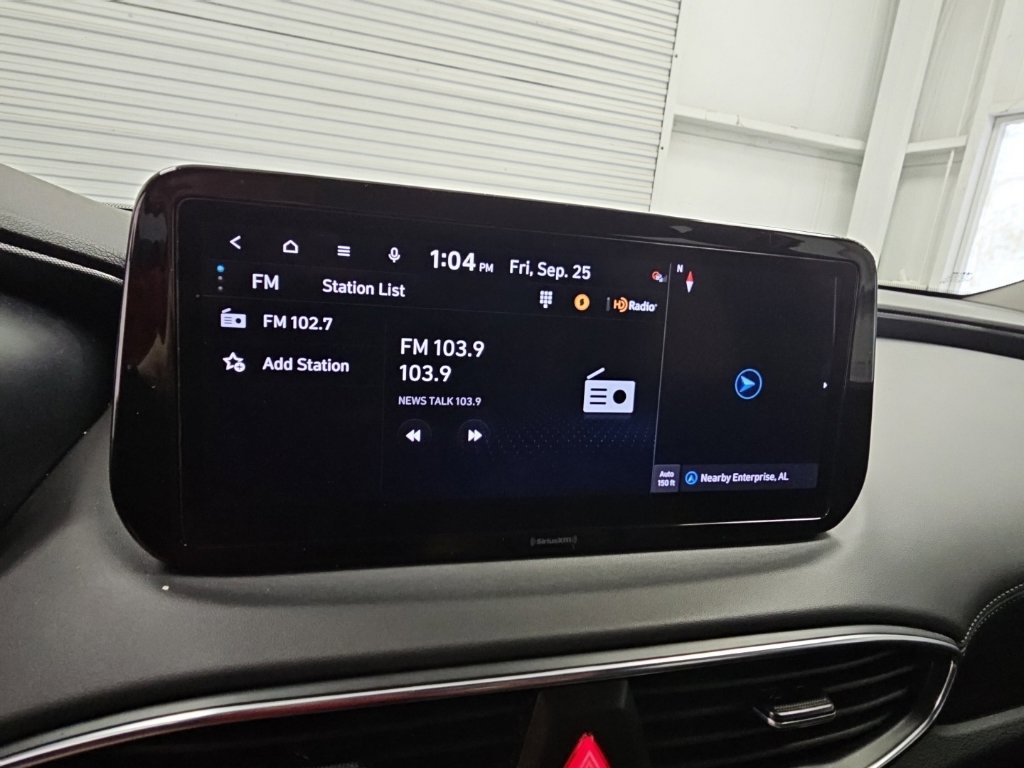 Used 2023 Hyundai Santa Fe SEL FWD image 16