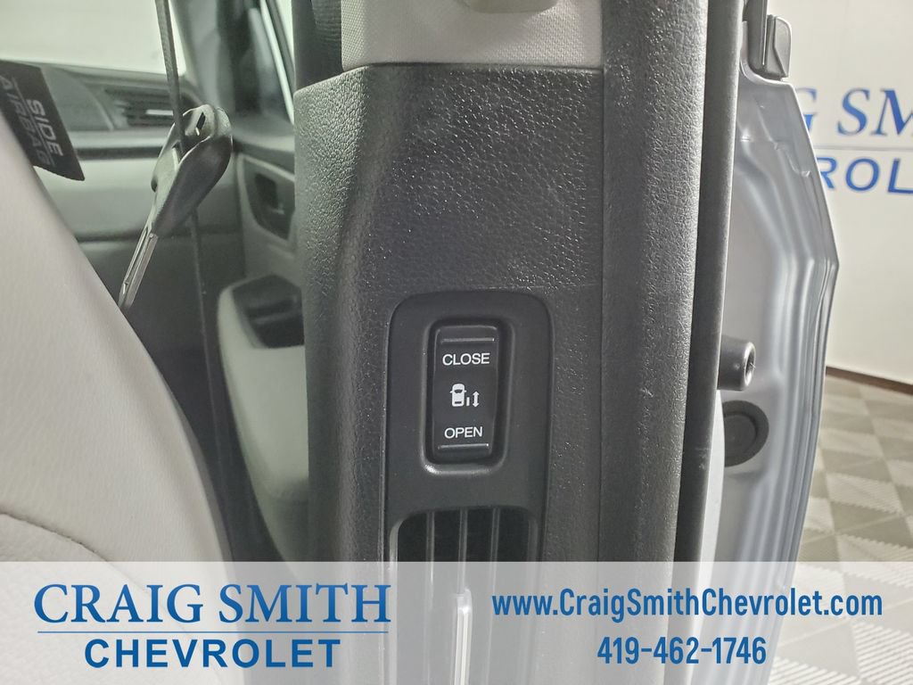 Used 2024 Honda Odyssey EX-L image 17