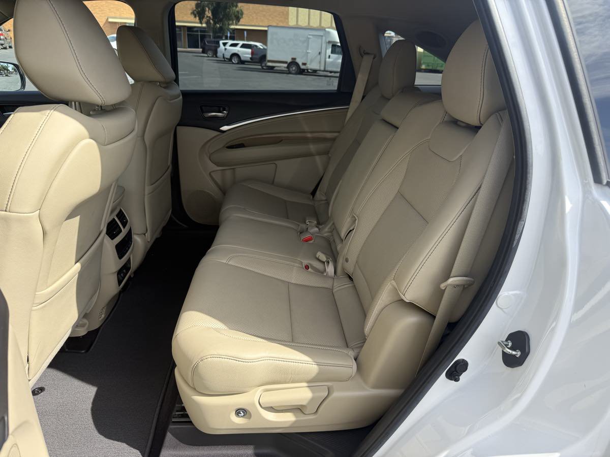 Used 2020 Acura MDX w/ Technology Package AWD/4WD image 25