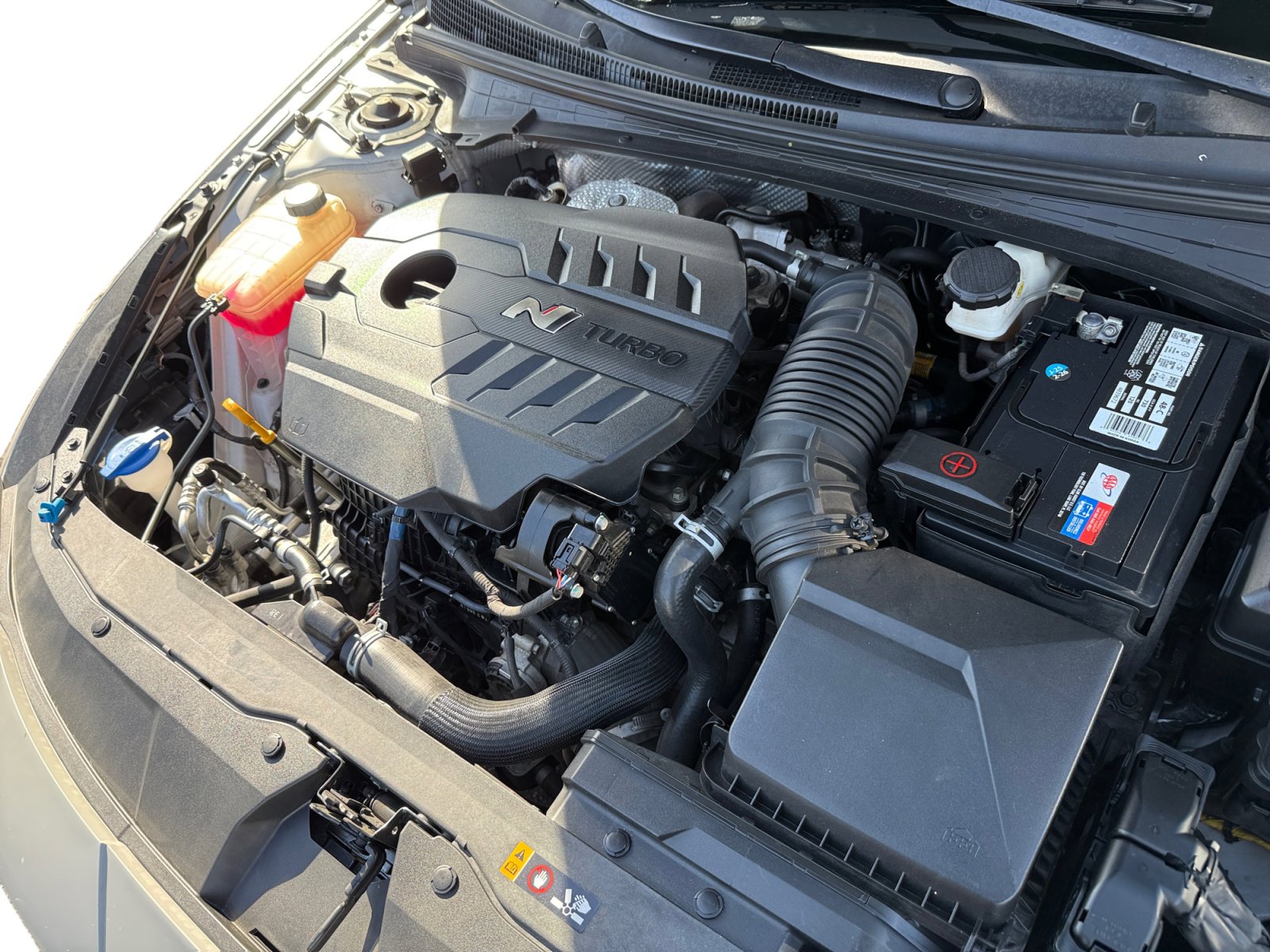 Used 2022 Hyundai Elantra N FWD image 13