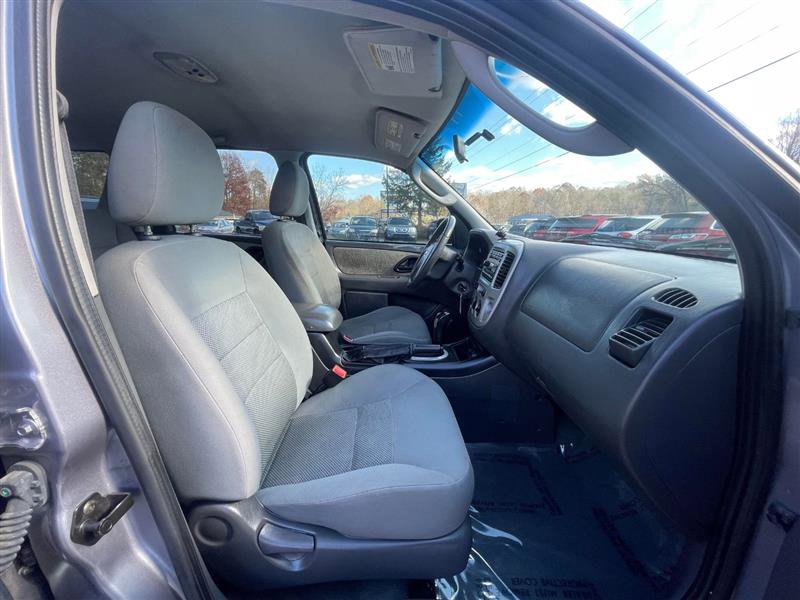 Used 2007 Ford Escape XLT image 14