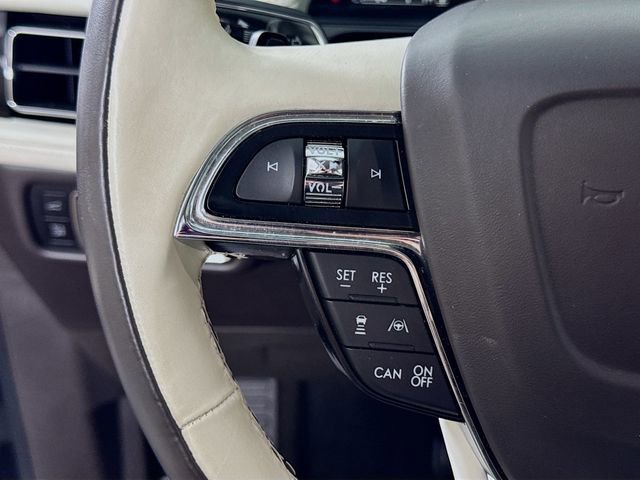 Used 2023 Lincoln Nautilus Black Label w/ Class II Trailer Tow Package image 15