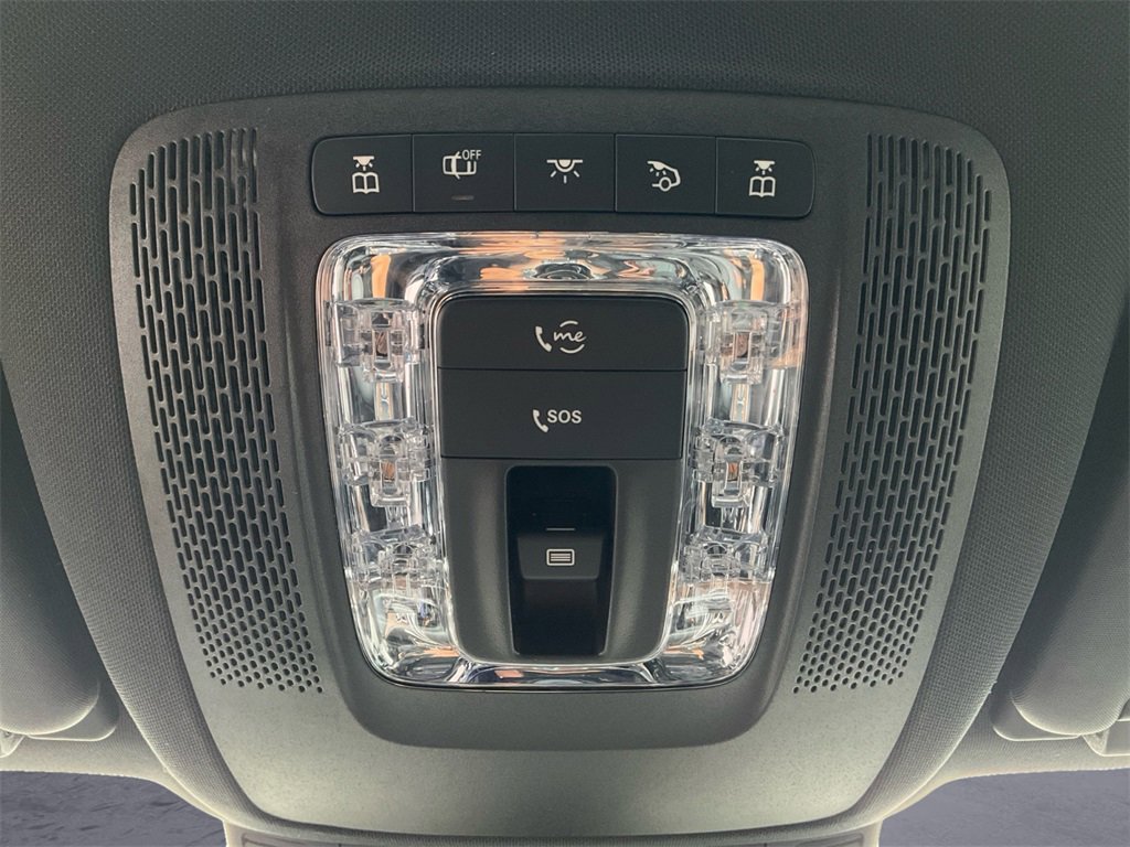 Used 2025 Mercedes-Benz GLS 450 4MATIC image 11