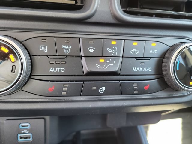 Used 2023 Ford Maverick XLT w/ XLT Luxury Package FWD image 24