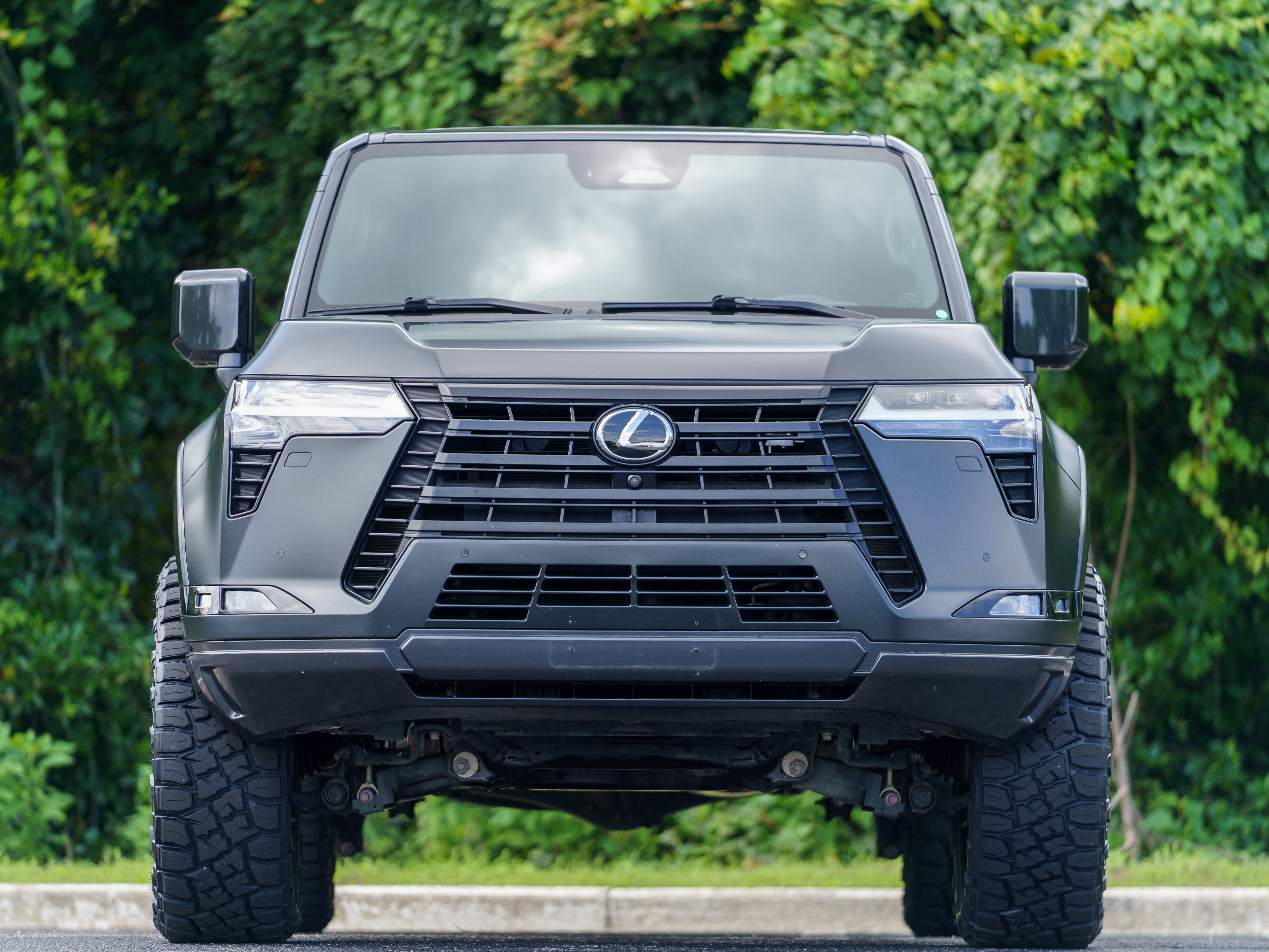 Used 2024 Lexus GX 550 w/ Accessory Package (2T) AWD/4WD image 43