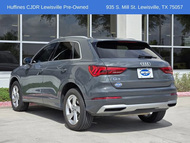 Used 2020 Audi Q3 2.0T Premium w/ Convenience Package AWD/4WD image 5