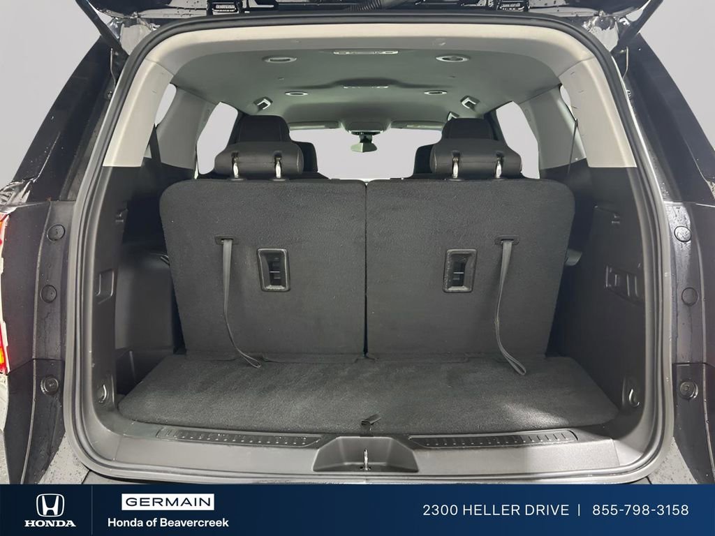 Used 2023 GMC Acadia SLE image 29