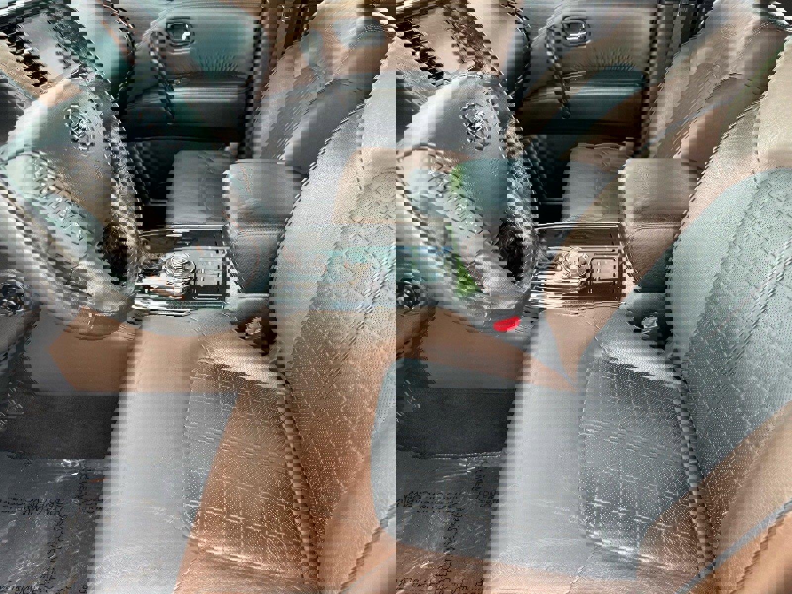 Used 2018 Nissan Armada Platinum w/ Captain Seat Package image 18