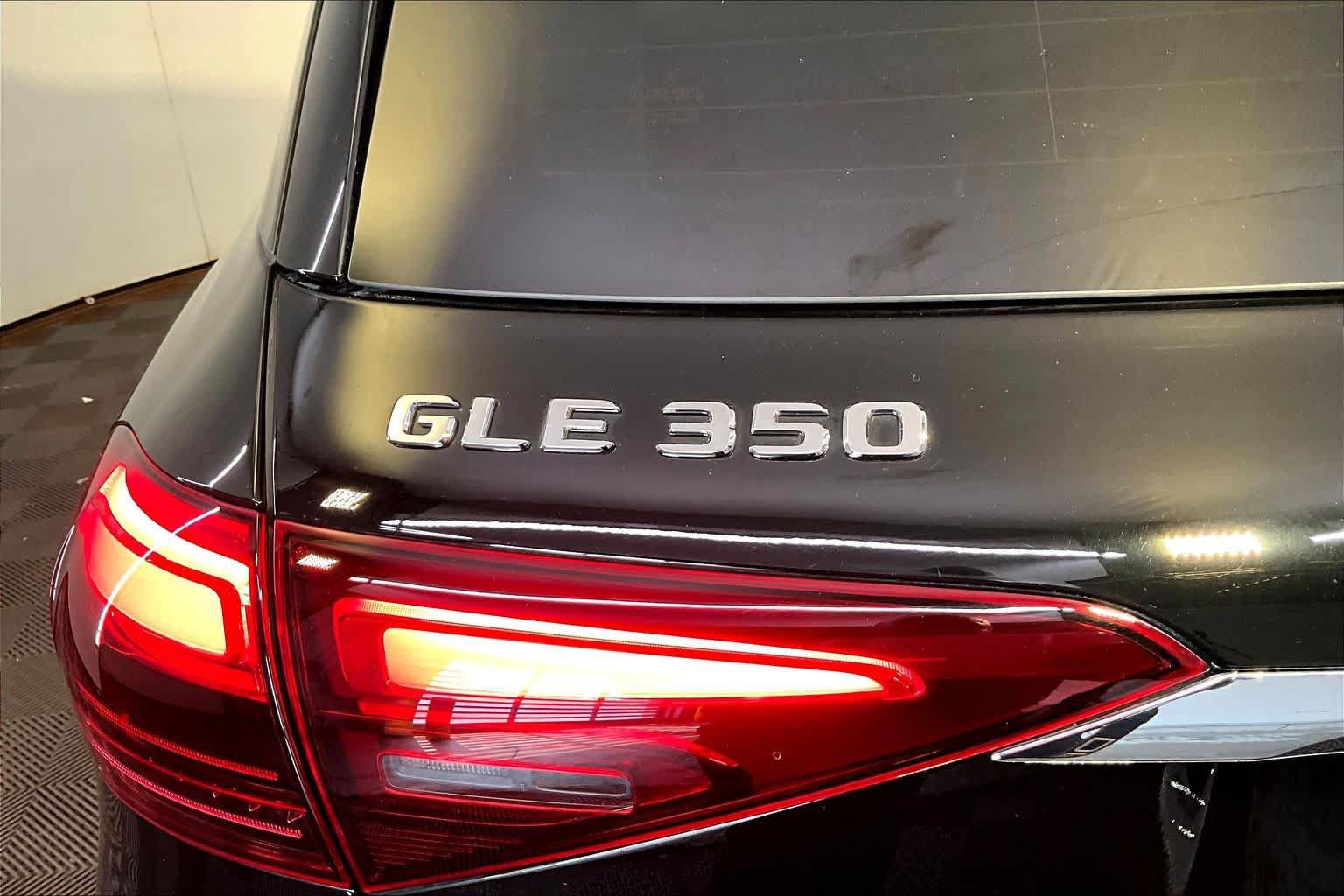 Used 2024 Mercedes-Benz GLE 350 4MATIC image 33