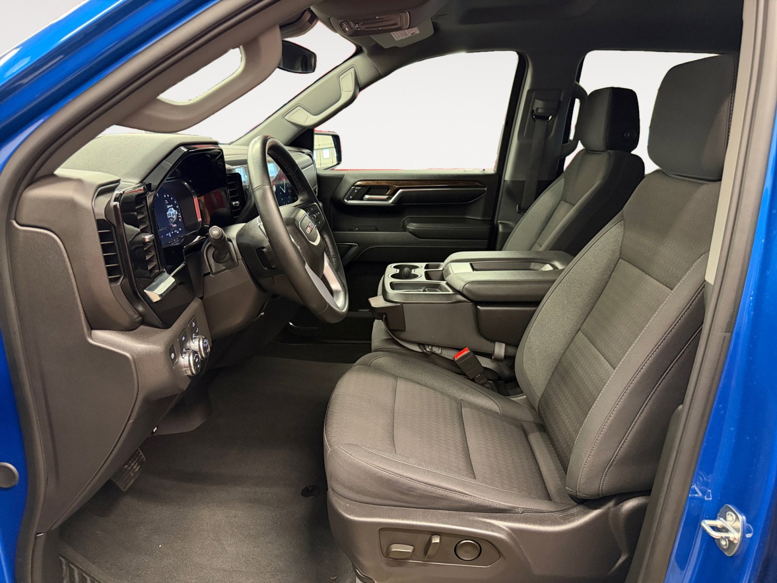 Used 2024 GMC Sierra 1500 Elevation AWD/4WD image 23