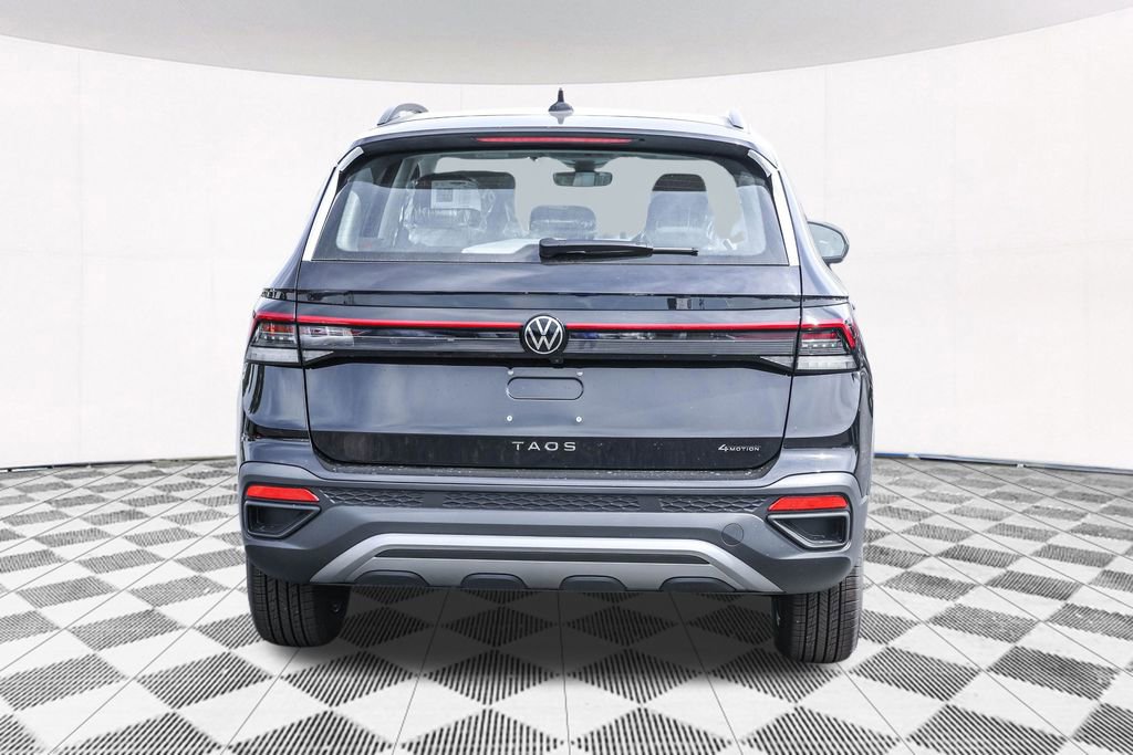 Used 2025 Volkswagen Taos S image 9