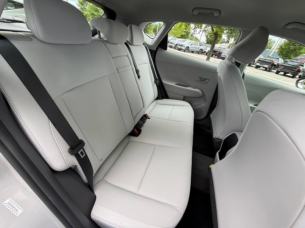 Used 2024 Hyundai Kona SE AWD/4WD image 25
