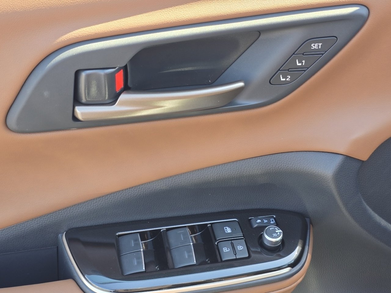 New 2026 Toyota Crown Signia image 27