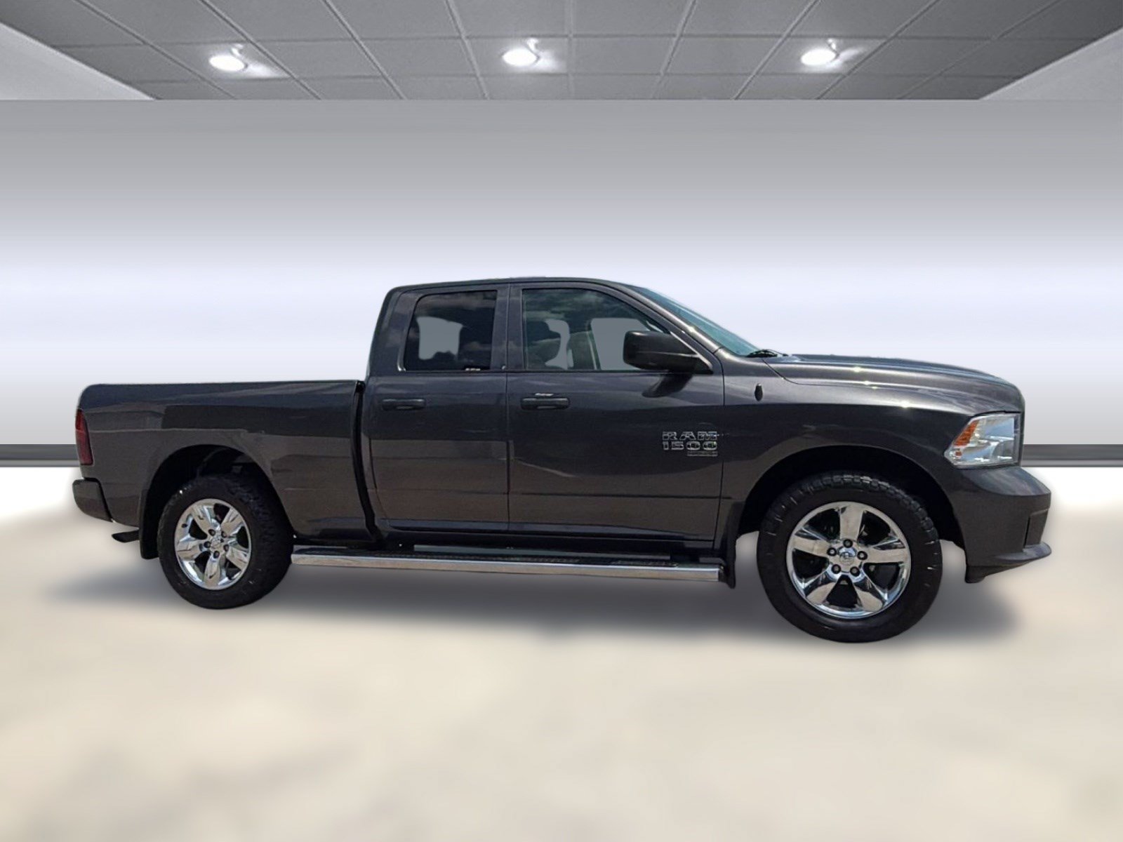 Used 2019 RAM 1500 Express AWD/4WD image 8