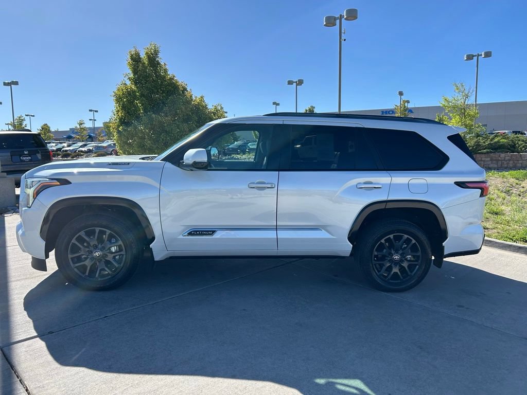 Used 2026 Toyota Sequoia Platinum AWD/4WD image 5
