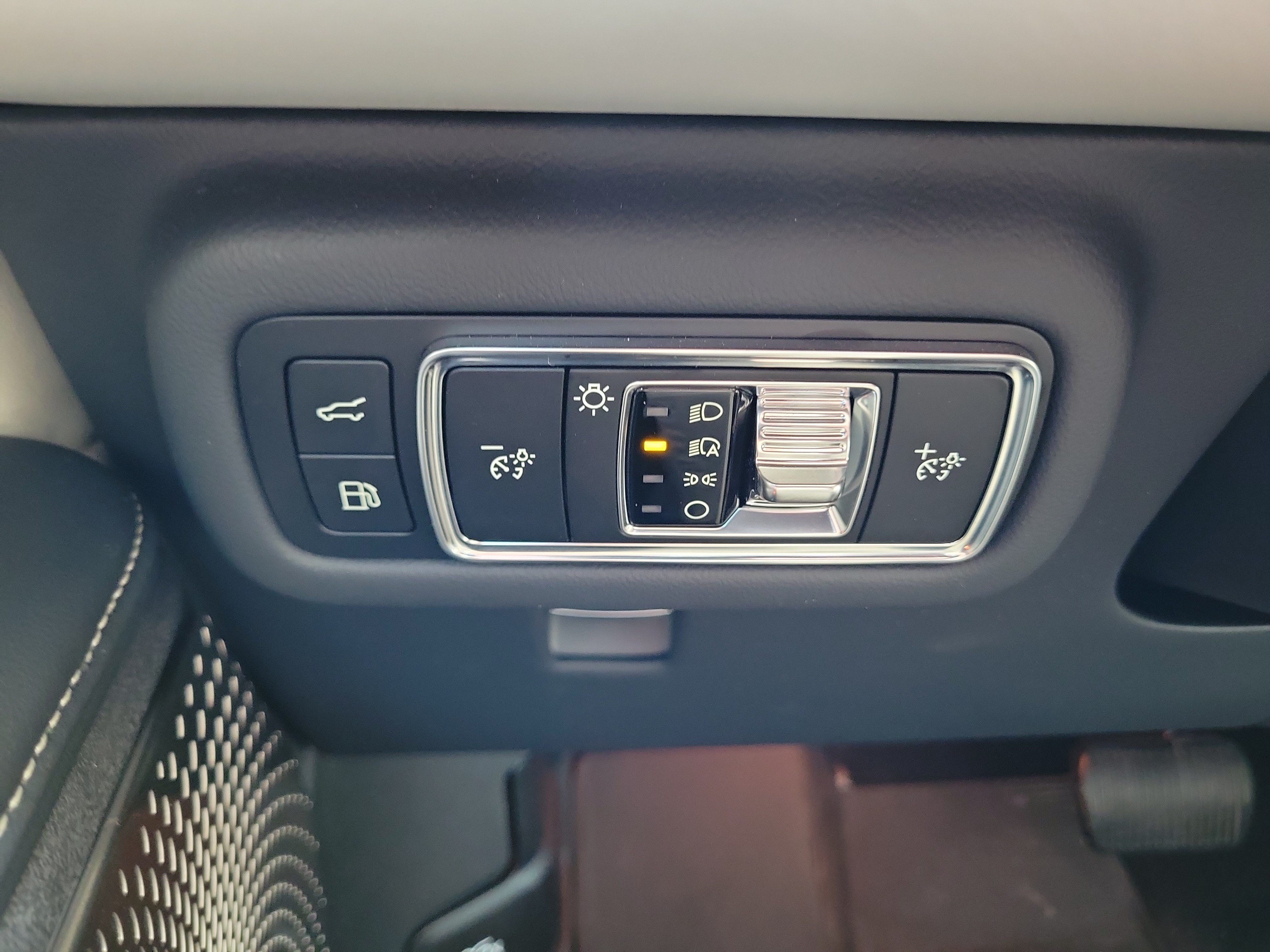 Used 2025 Lincoln Nautilus Reserve AWD/4WD image 26