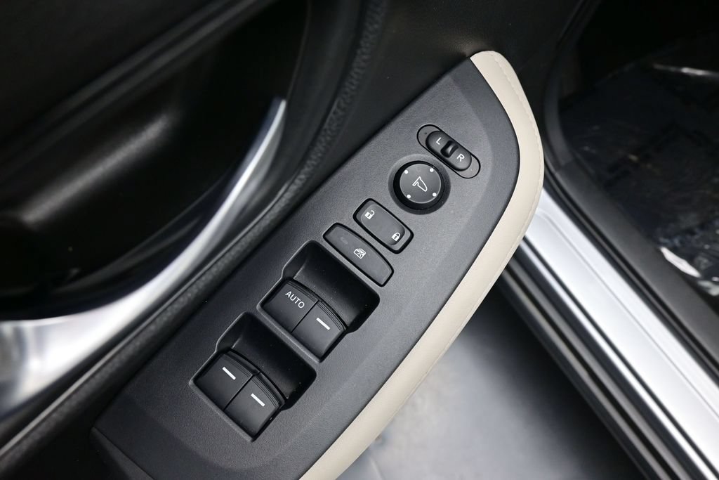 Used 2024 Honda HR-V LX image 19