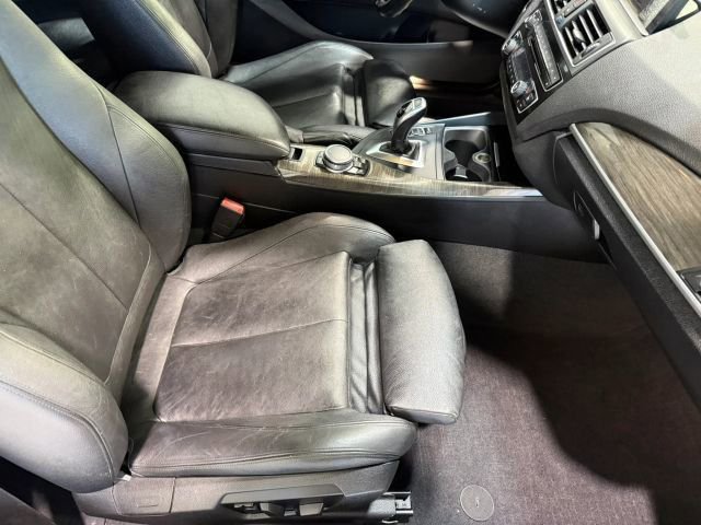 Used 2015 BMW M235i Convertible image 30