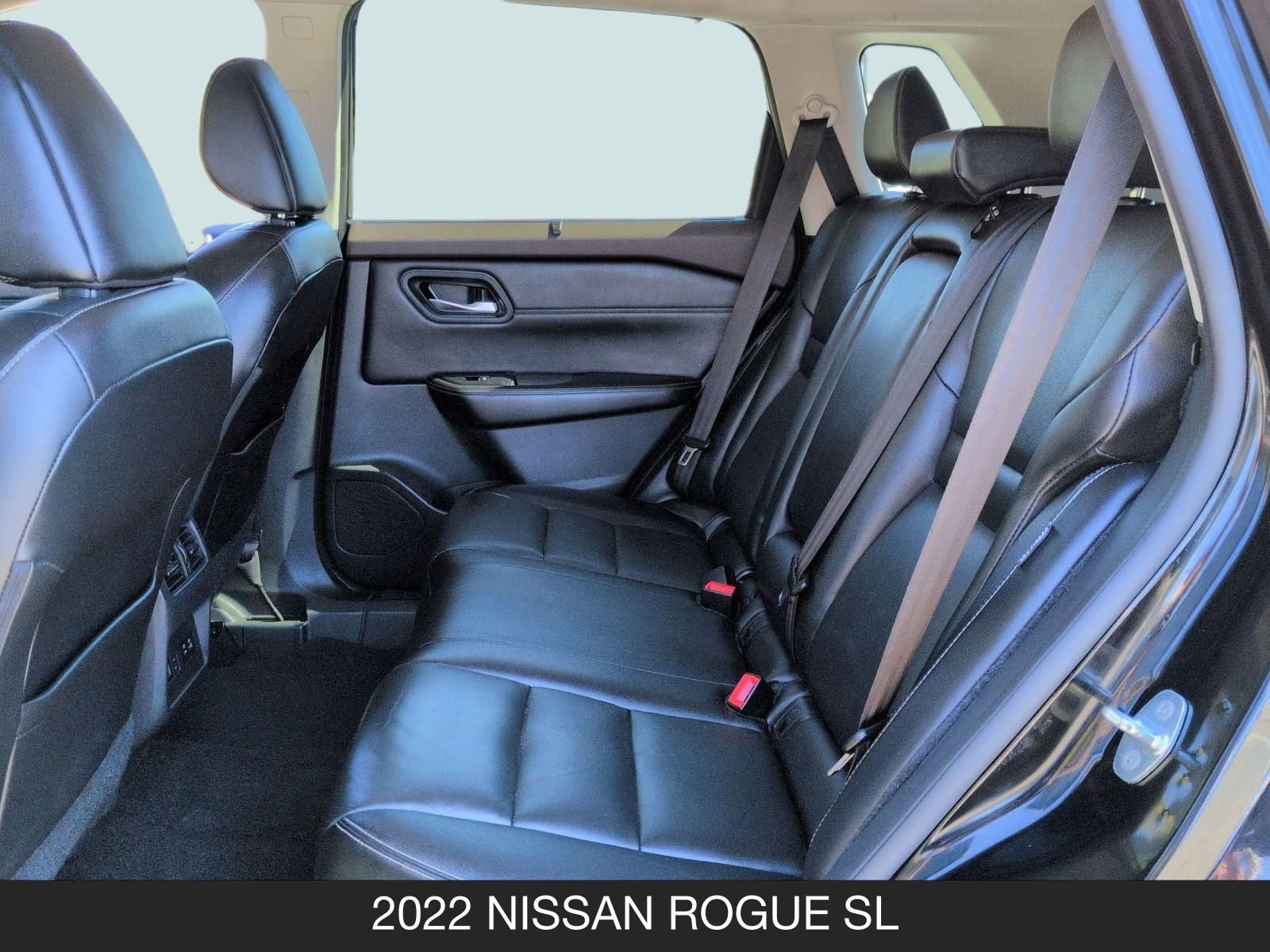 Used 2022 Nissan Rogue SL w/ SL Premium Package image 15