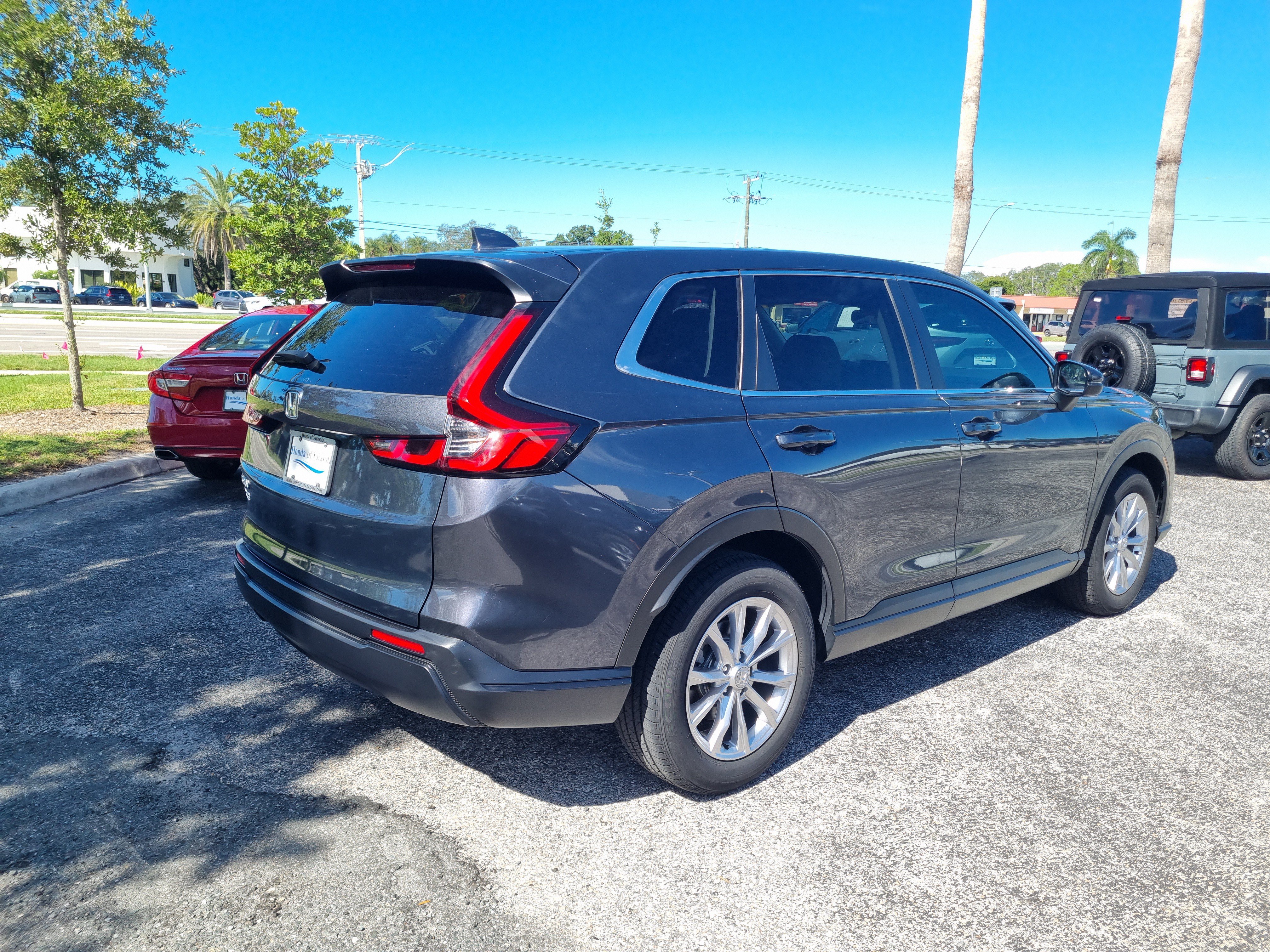 Used 2024 Honda CR-V EX image 7