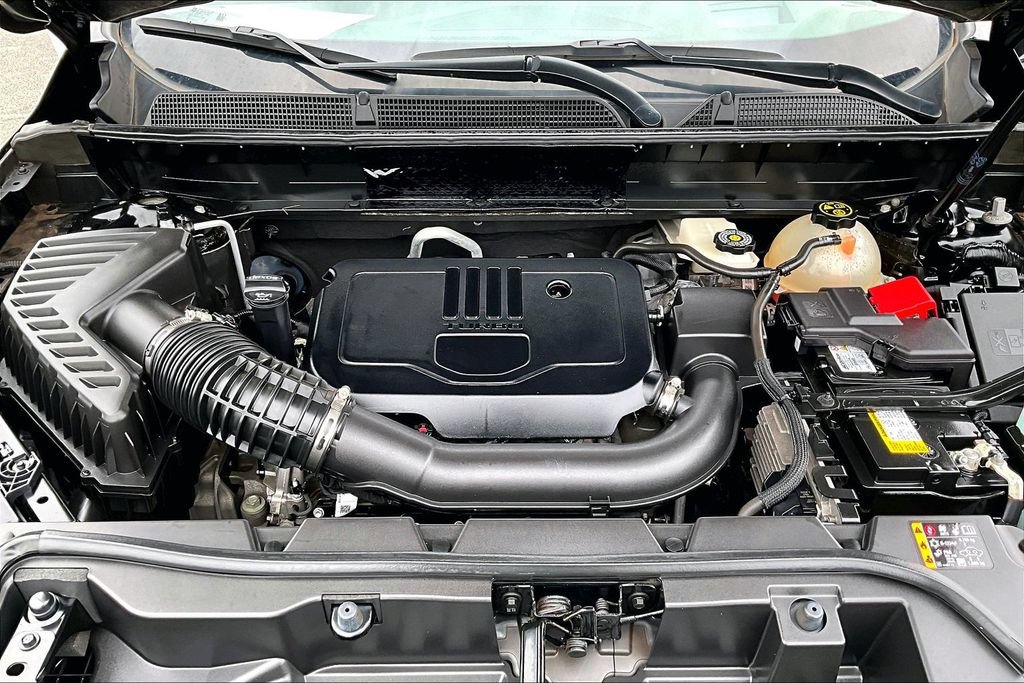 Used 2023 GMC Acadia Denali FWD image 13
