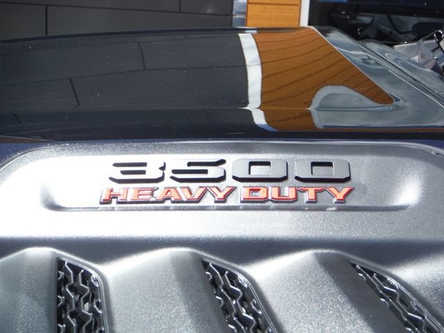 New 2026 RAM 3500 Laramie w/ Night Edition AWD/4WD image 11