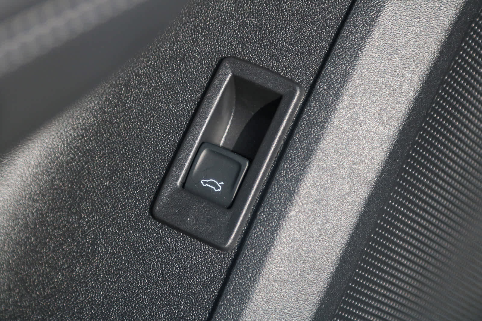 New 2025 Audi Q5 Premium image 32