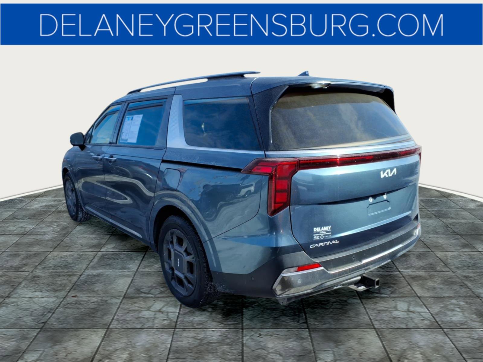 Used 2025 Kia Carnival SX image 5