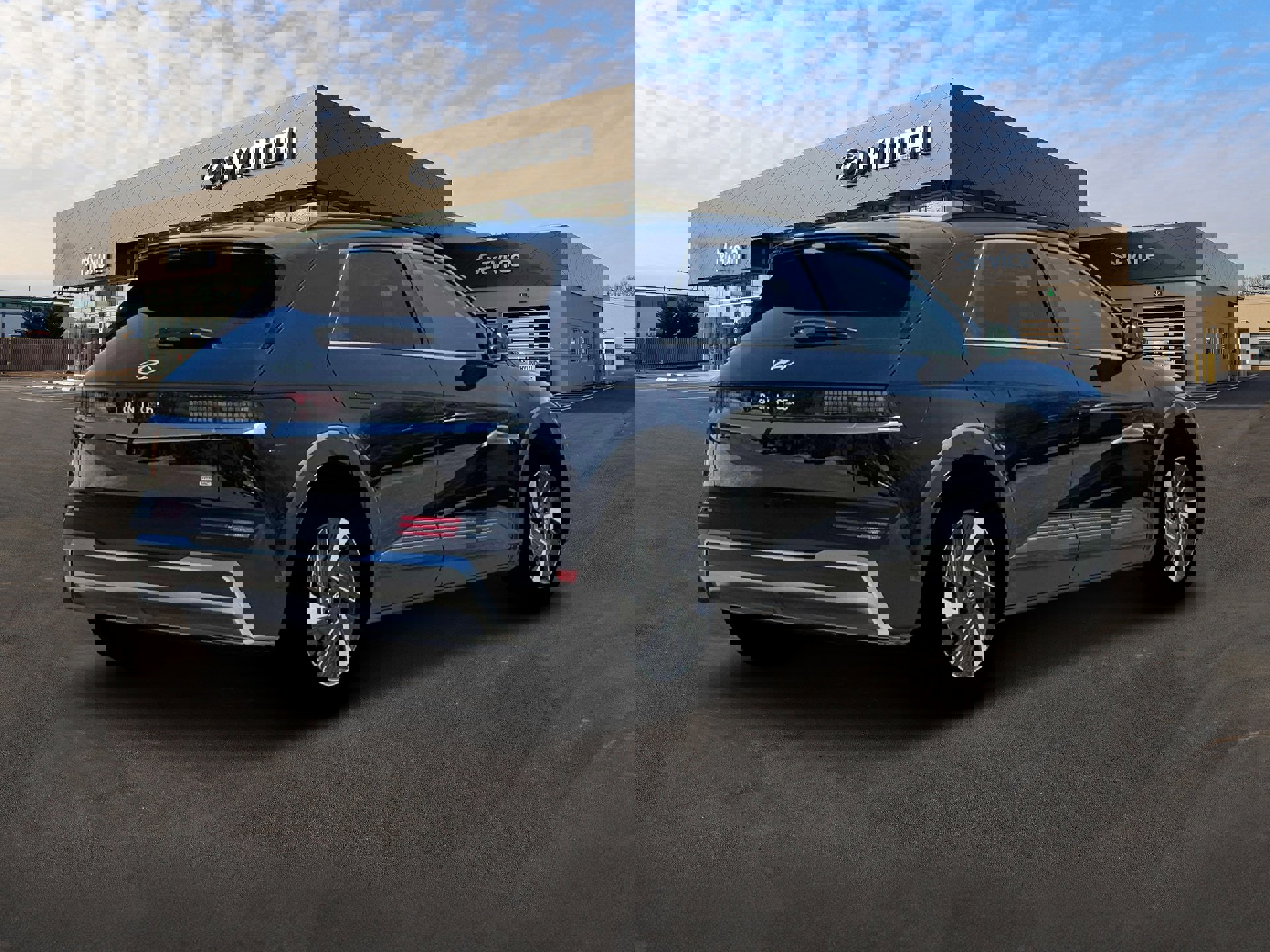 New 2026 Hyundai Ioniq 5 SEL image 7