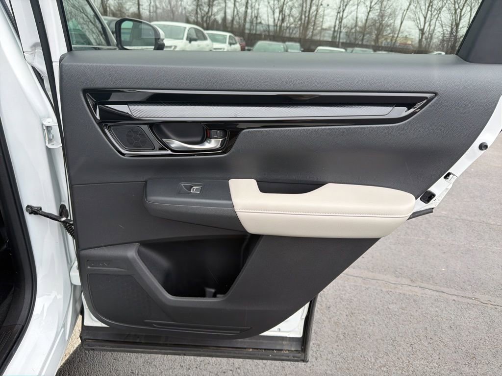Used 2024 Honda CR-V EX-L image 25
