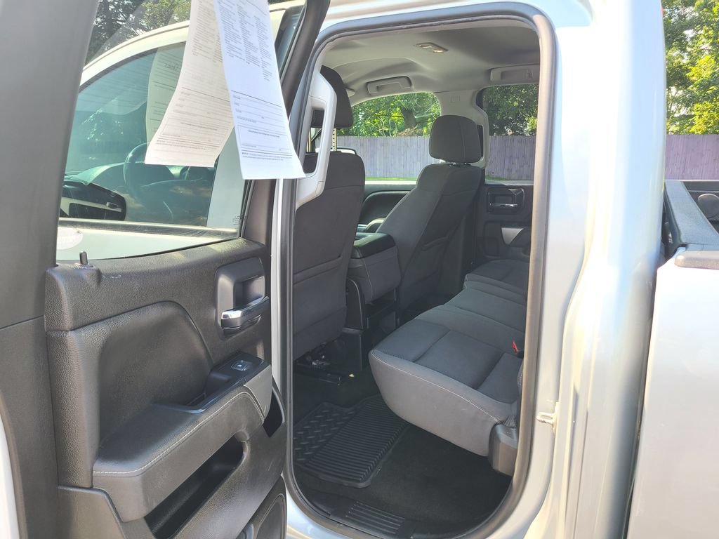 Used 2018 Chevrolet Silverado 1500 LT w/ All Star Edition AWD/4WD image 19
