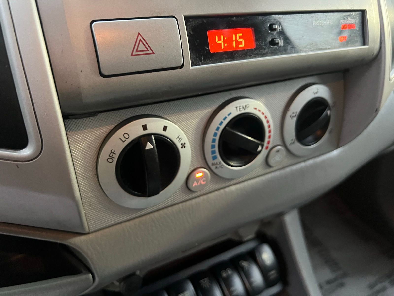 Used 2010 Toyota Tacoma 4x4 Double Cab image 30