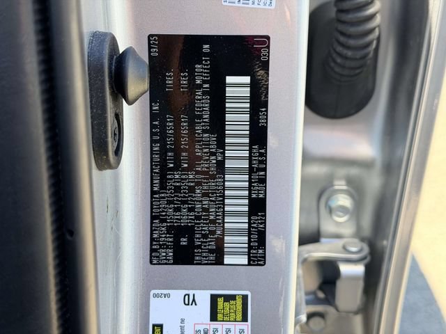 Used 2026 Toyota Corolla Cross LE FWD image 26