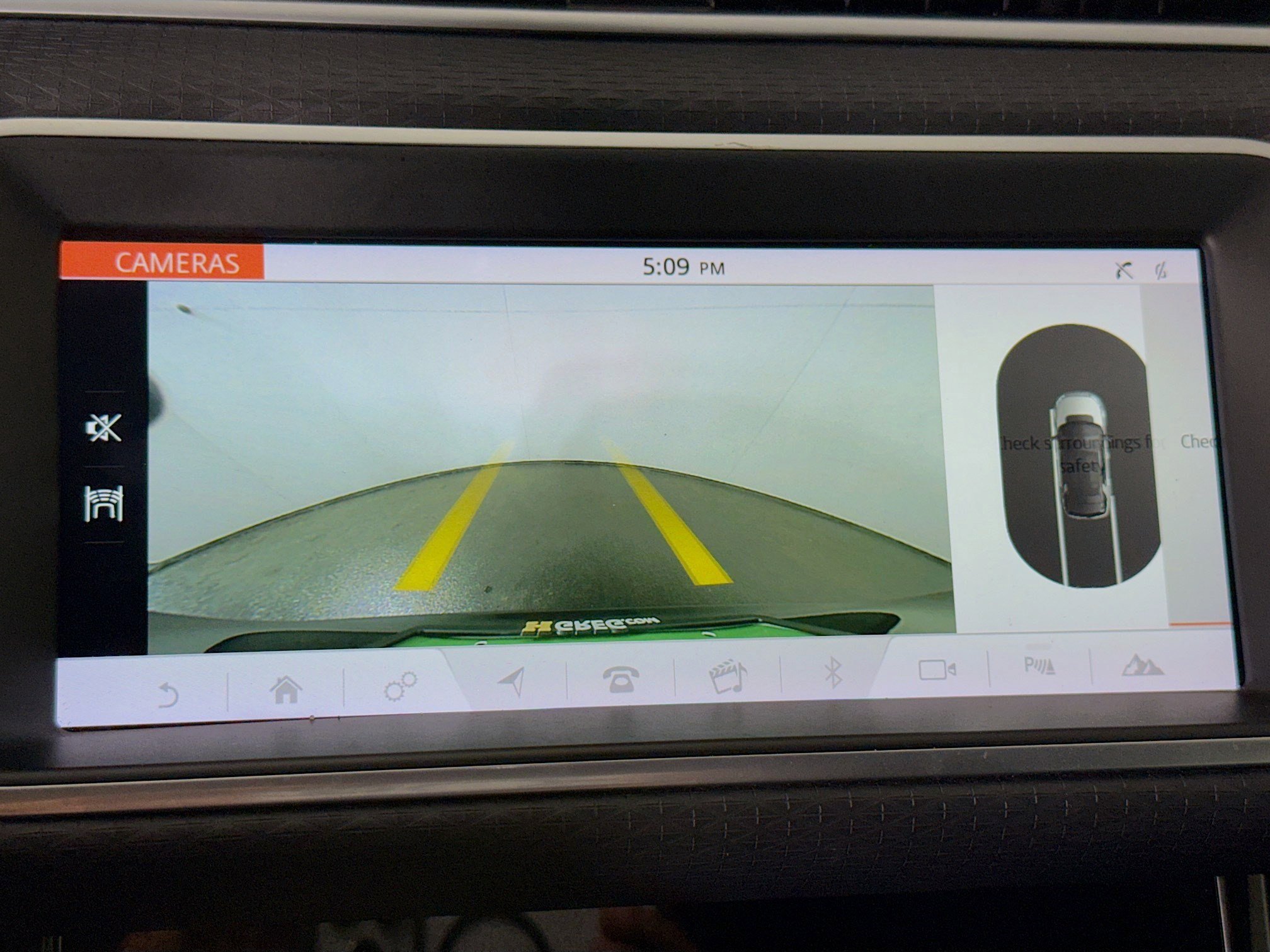 Used 2020 Land Rover Range Rover Evoque S image 19