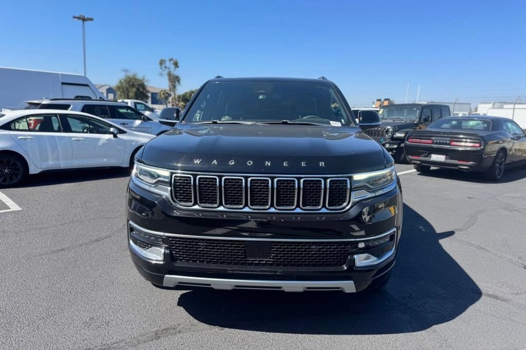 Used 2023 Jeep Wagoneer L Series II w/ Premium Group I AWD/4WD image 8