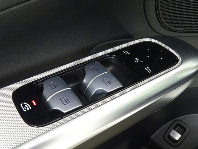 Used 2024 Mercedes-Benz GLC 300 GLC 300 image 17