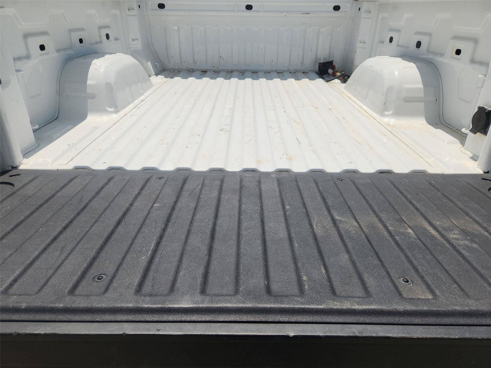Certified 2025 Chevrolet Silverado 1500 Custom RWD image 24