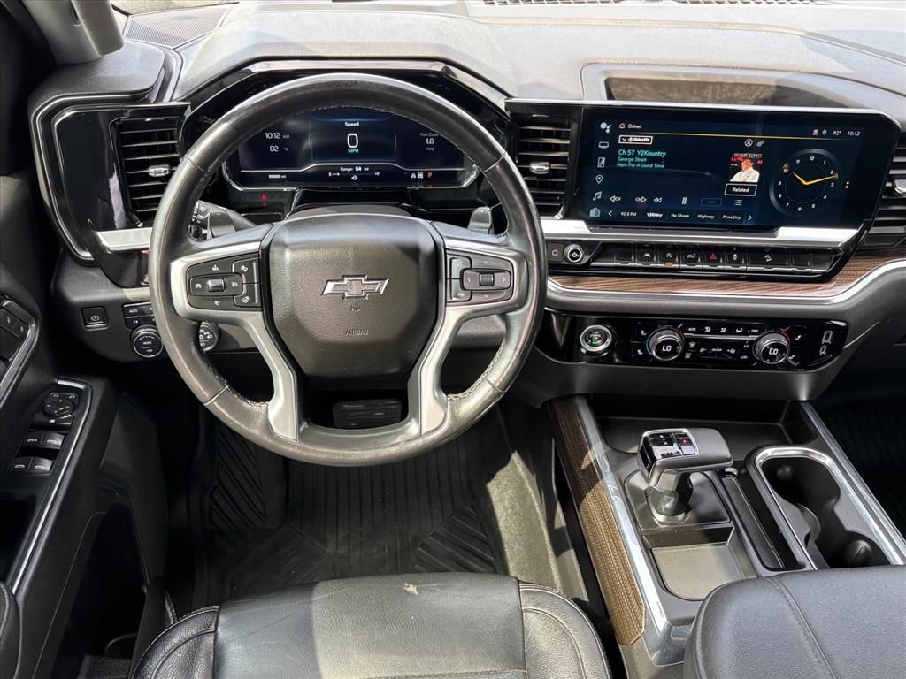 Used 2023 Chevrolet Silverado 1500 LT Trail Boss w/ Protection Package AWD/4WD image 3