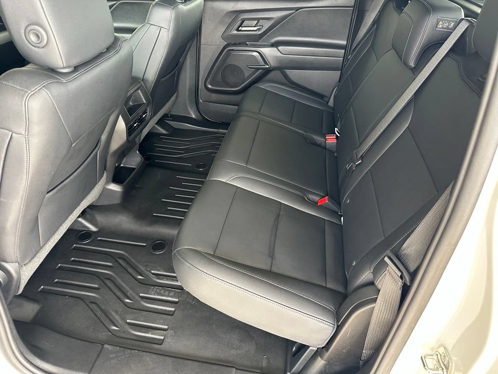 Used 2024 Chevrolet Silverado EV W/T AWD/4WD image 27
