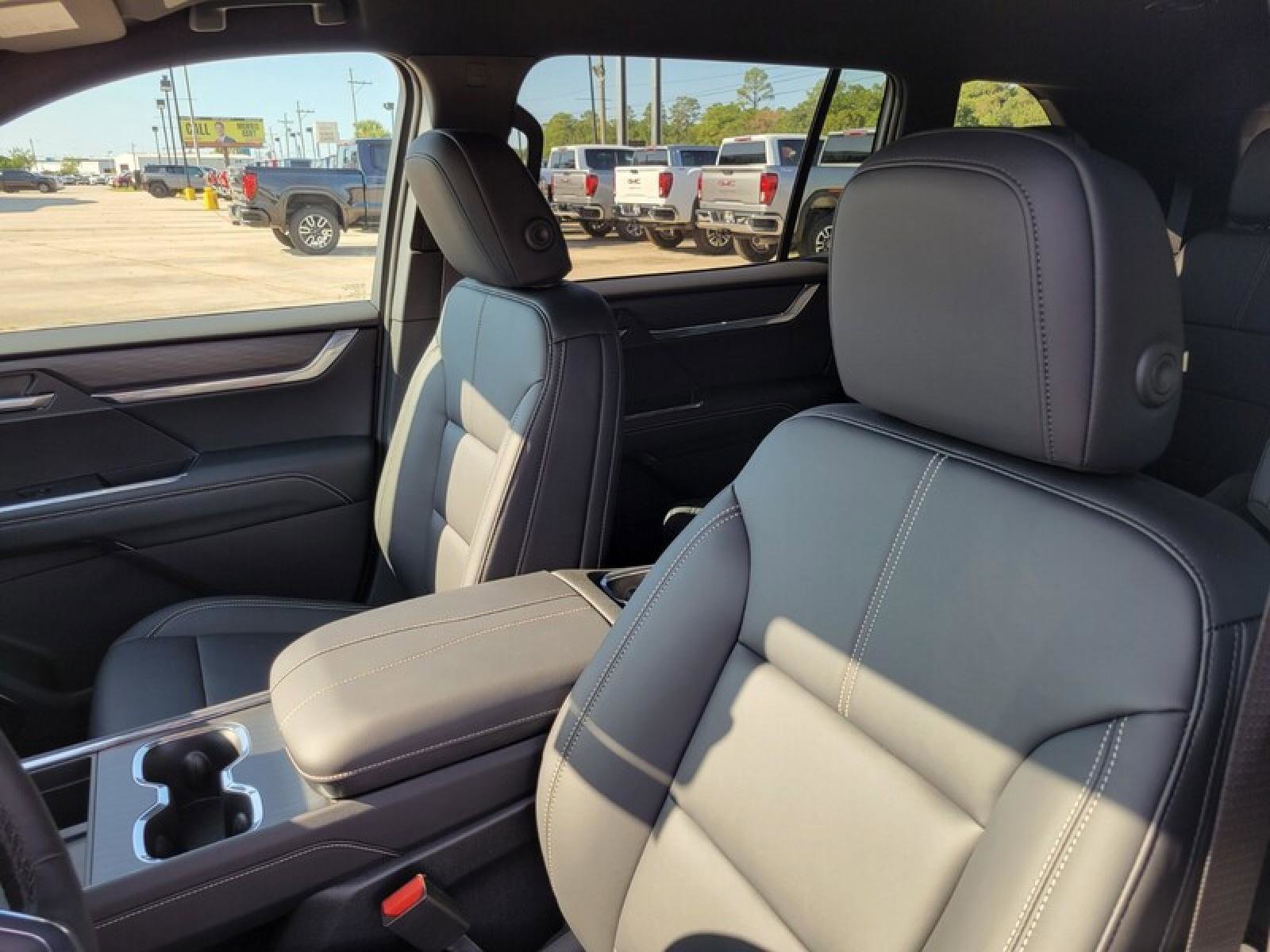 New 2026 GMC Acadia Elevation w/ Black Edition image 12