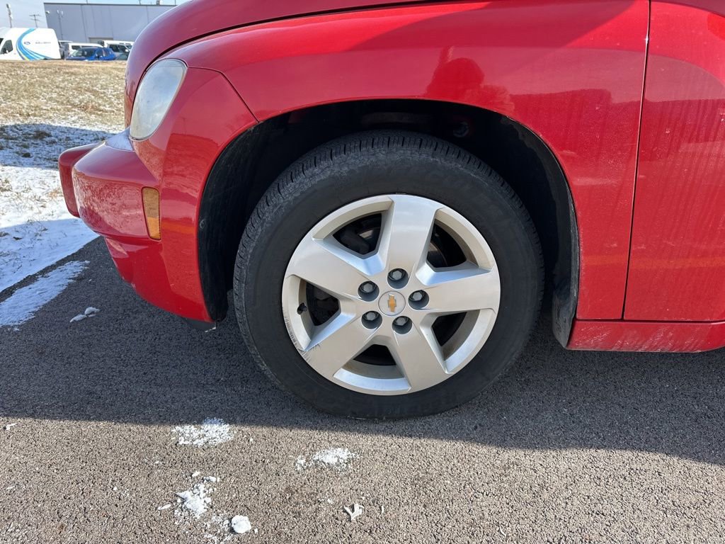 Used 2011 Chevrolet HHR LT image 16