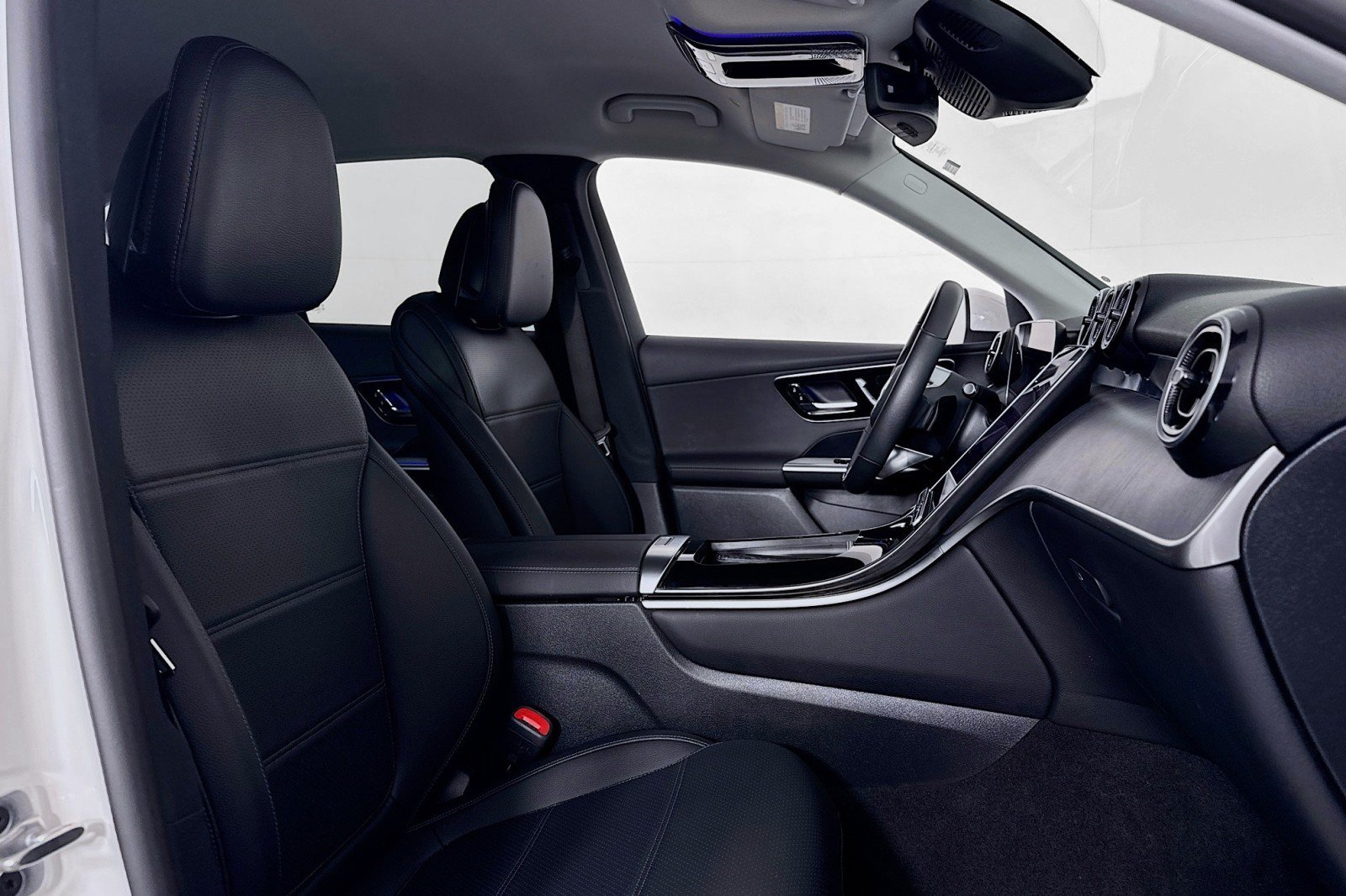 Certified 2025 Mercedes-Benz GLC 350e 4MATIC image 7